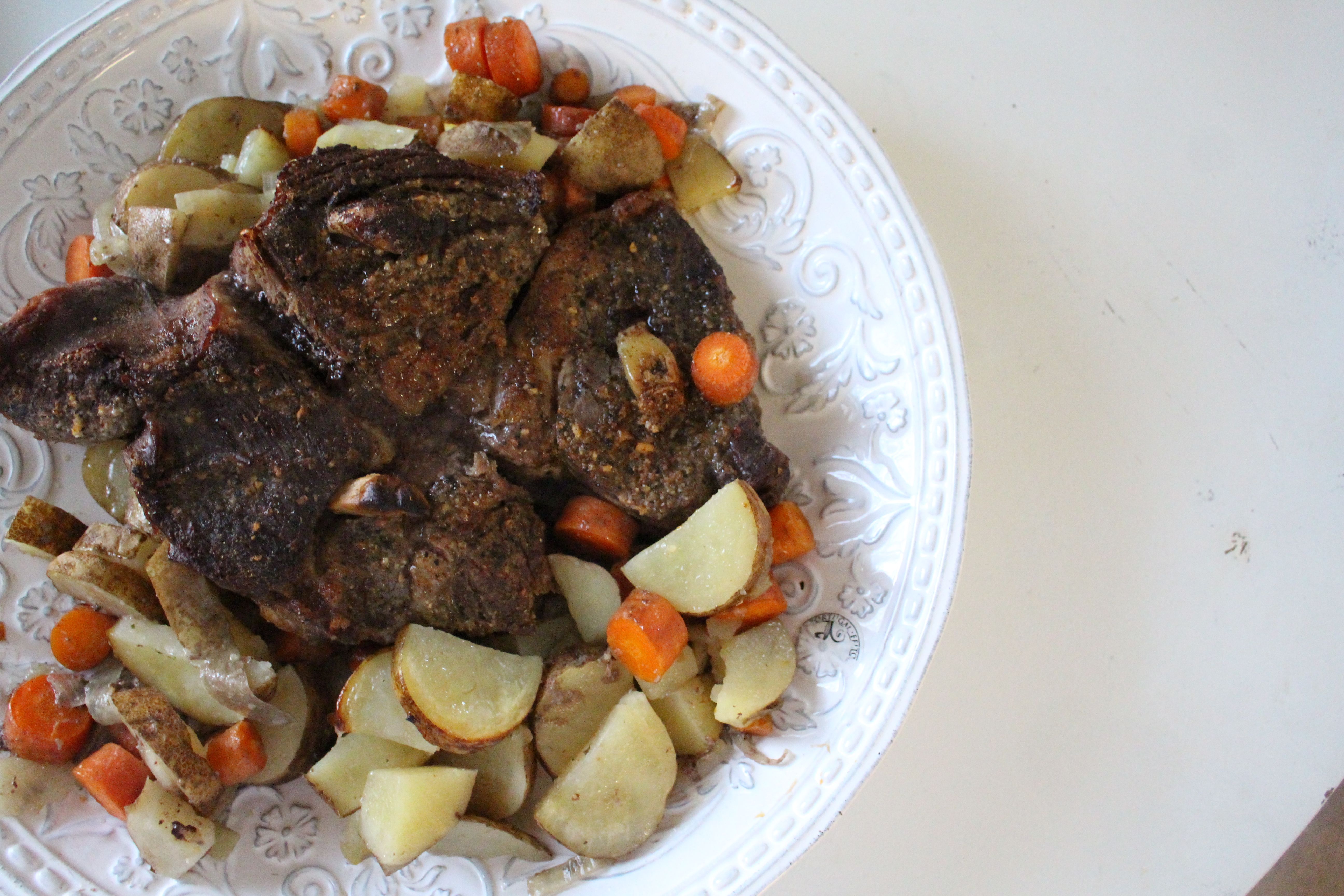 HEARTY SUNDAY ROAST