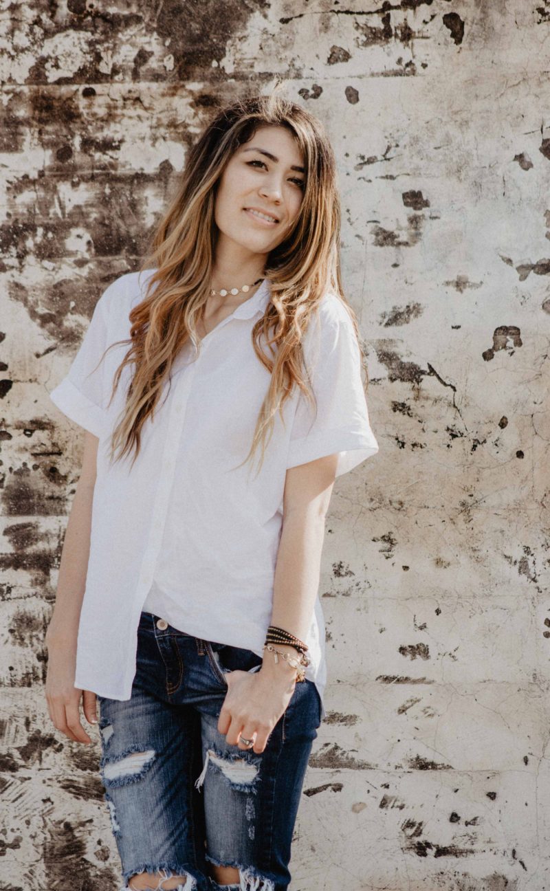3 WAYS TO FEEL HAPPY WHEN ALL YOU WANT TO DO IS CRY